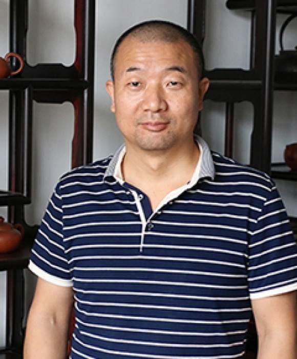 紫砂艺人赵益军，正高级工艺美术师