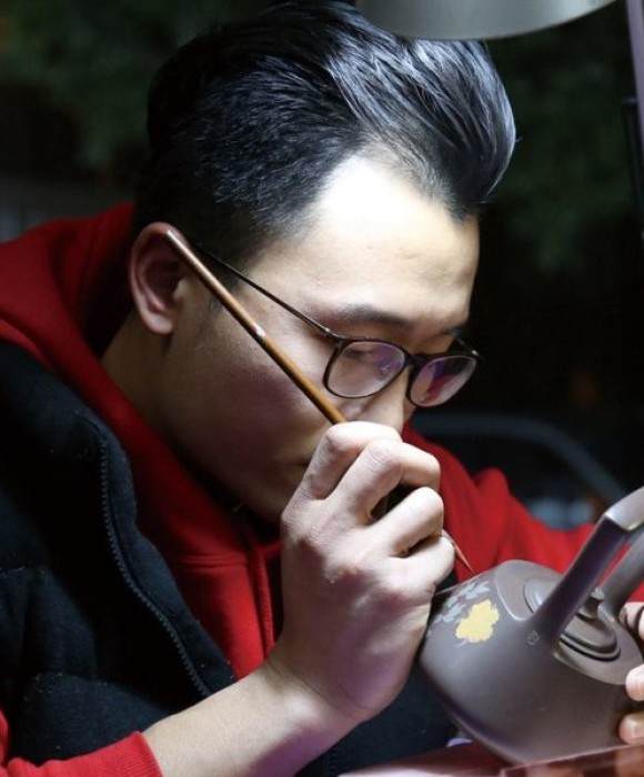 紫砂艺人赵盛，工艺美术师