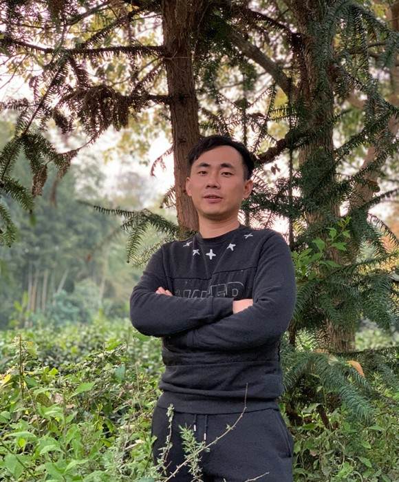 紫砂艺人赵越，工艺美术师