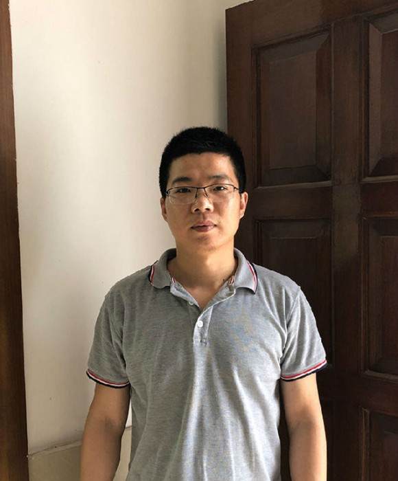 紫砂艺人路旭，工艺美术师