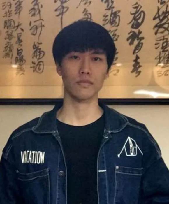 紫砂艺人邵斌，助理工艺美术师