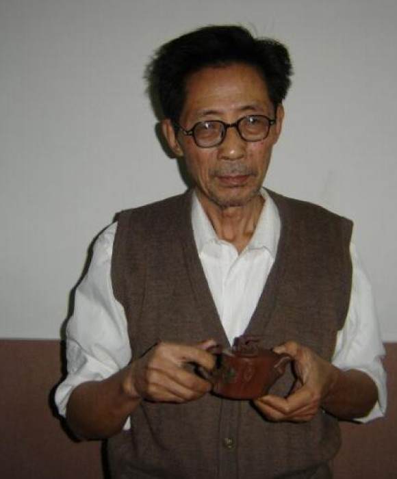 紫砂艺人邵新和，高级工艺美术师