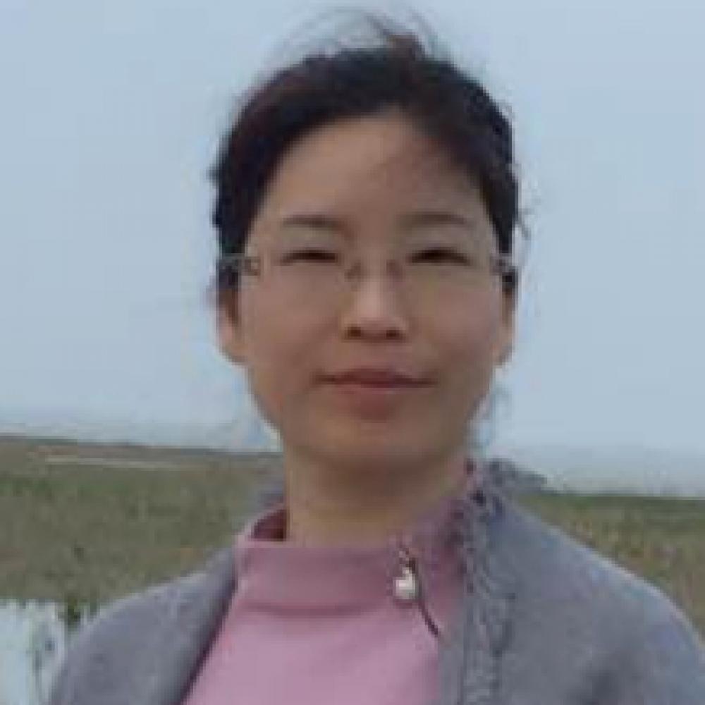 紫砂艺人邵海萍，工艺美术师