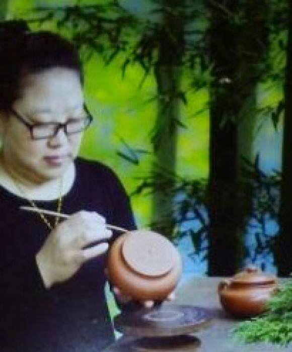 紫砂艺人郑林芳，民间实力派