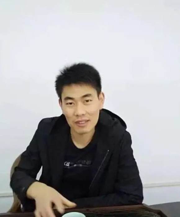 紫砂艺人郝发龙，民间实力派