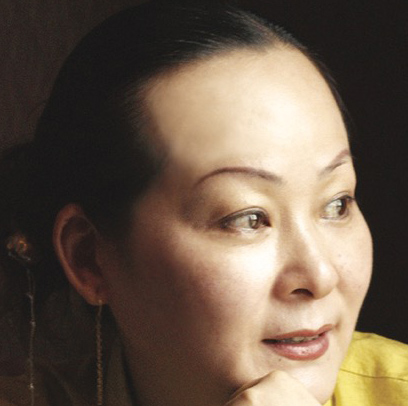 紫砂艺人郭莉萍，正高级工艺美术师