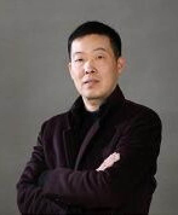 紫砂艺人钱明华，工艺美术师