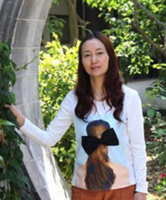 紫砂艺人钱正妹，工艺美术师