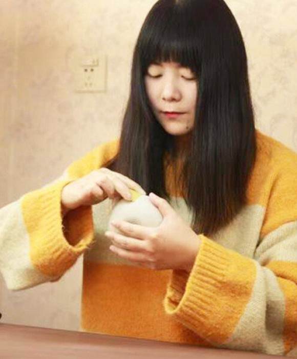 紫砂艺人钱菁，助理工艺美术师