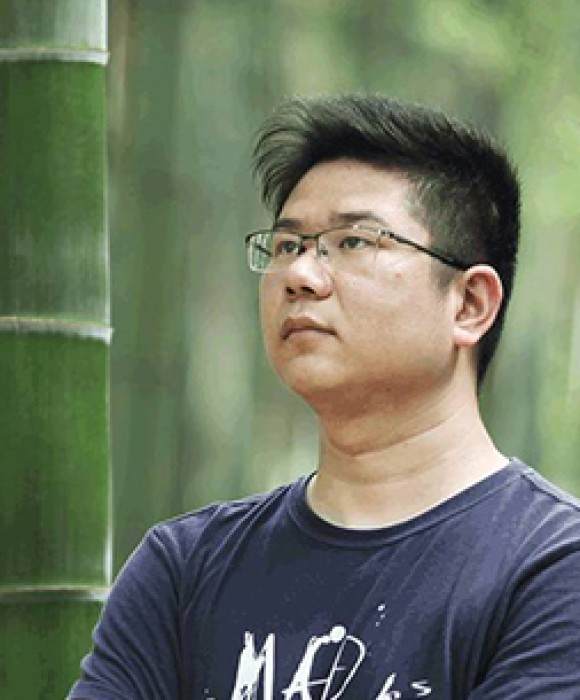 紫砂艺人陆俊杰，民间实力派
