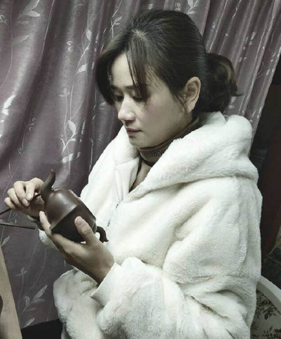 紫砂艺人陈娟，工艺美术师