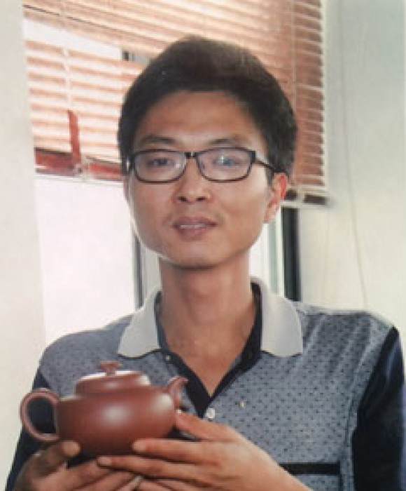 紫砂艺人陈宗宝，高级工艺美术师
