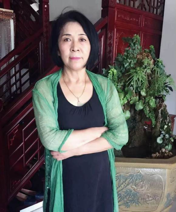 紫砂艺人陈成，正高级工艺美术师