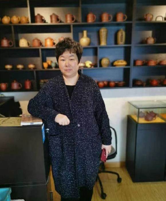 紫砂艺人陈海燕，工艺美术师