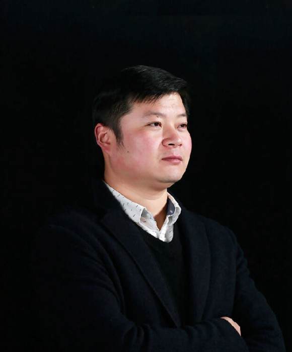 紫砂艺人陈真，工艺美术师