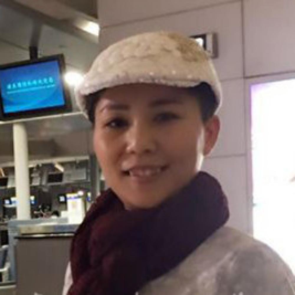 紫砂艺人陈红珍，高级工艺美术师