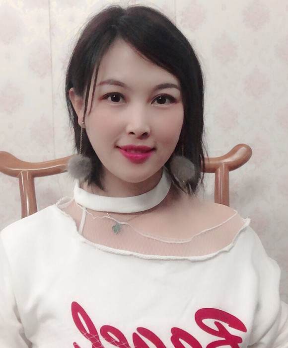 紫砂艺人陈菁，工艺美术师