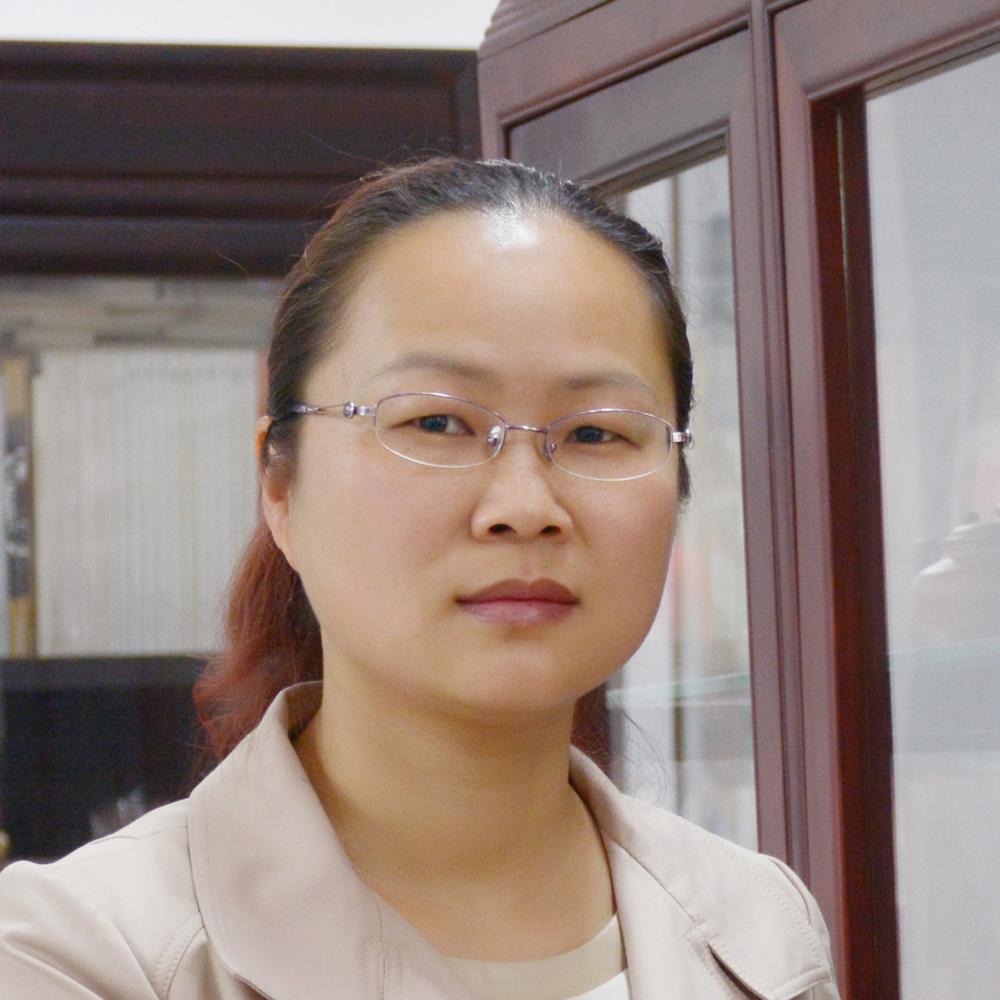 紫砂艺人顾正芳，高级工艺美术师