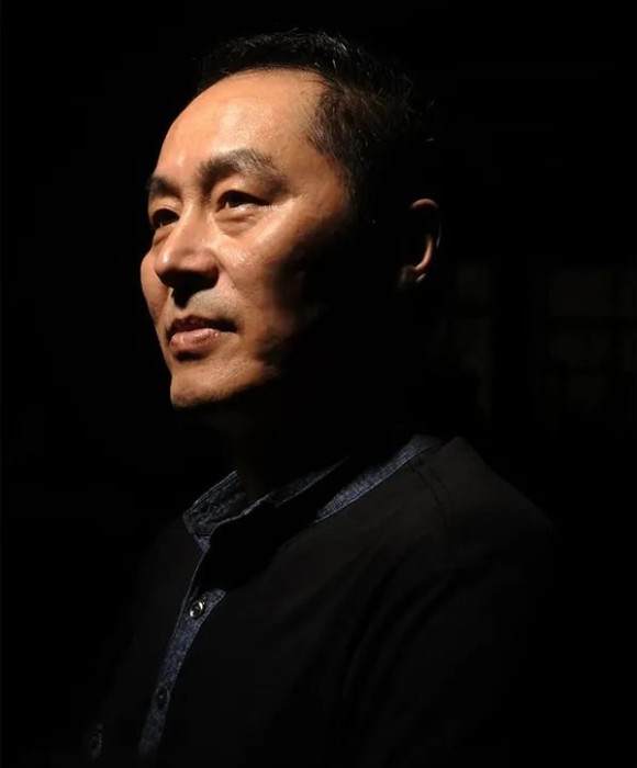 紫砂艺人顾跃鸣，高级工艺美术师