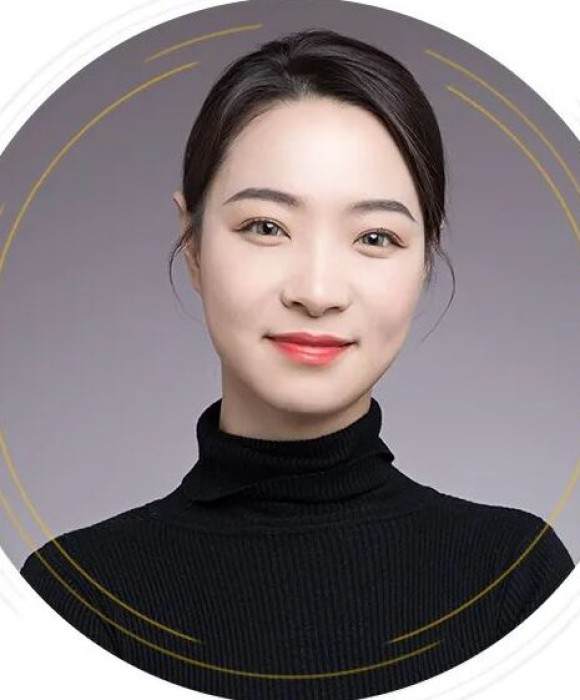紫砂艺人顾霞，助理工艺美术师