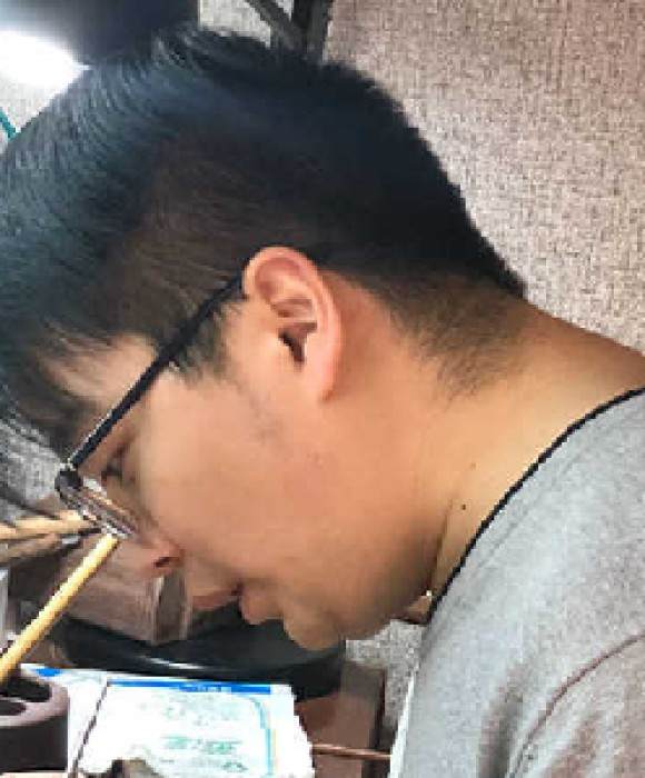 紫砂艺人顾顺荣，工艺美术师
