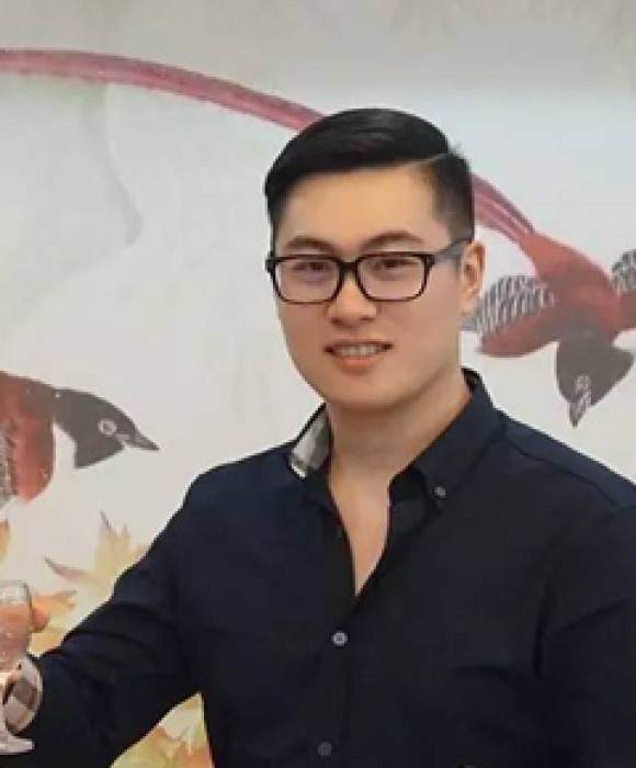 紫砂艺人马亦斐，工艺美术师
