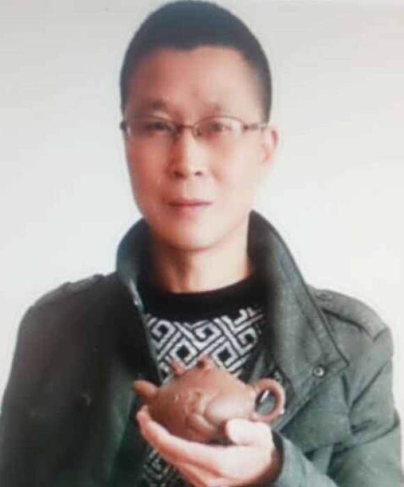 紫砂艺人马彩良，高级工艺美术师