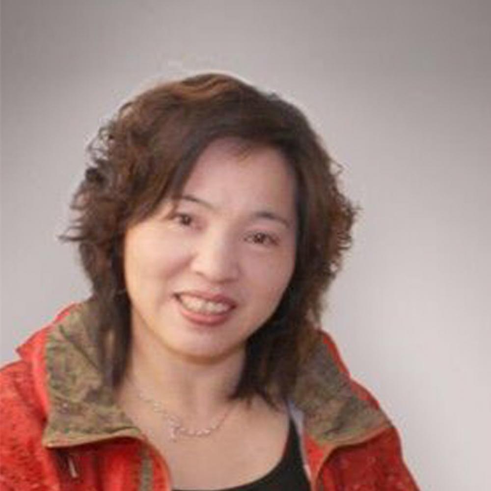 紫砂艺人鲁文琴，正高级工艺美术师（乡土人才评审获得）