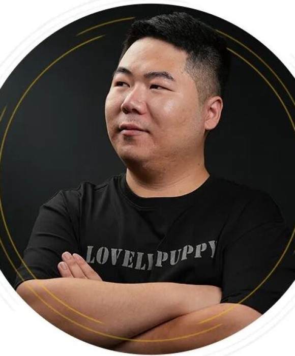 紫砂艺人鲍旭鹏，助理工艺美术师