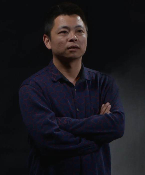 紫砂艺人黄容，民间实力派