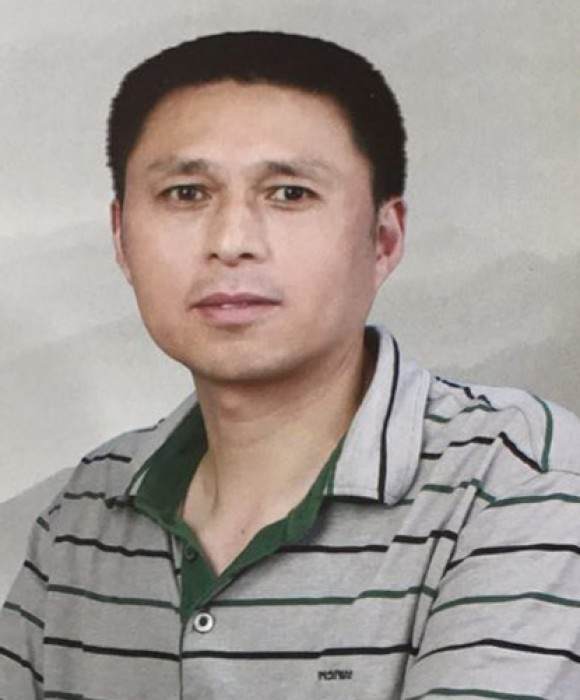 紫砂艺人黄达君，工艺美术师