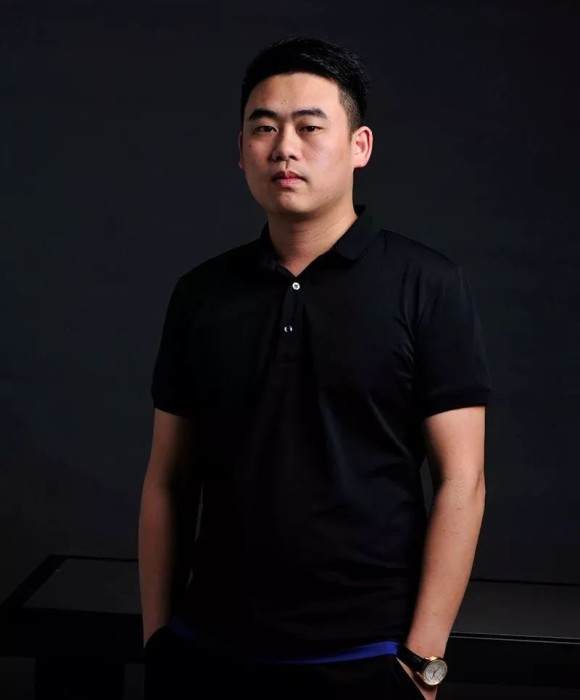 紫砂艺人黄龙，民间实力派